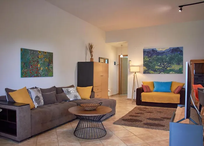 公寓 Iraklitsa View *